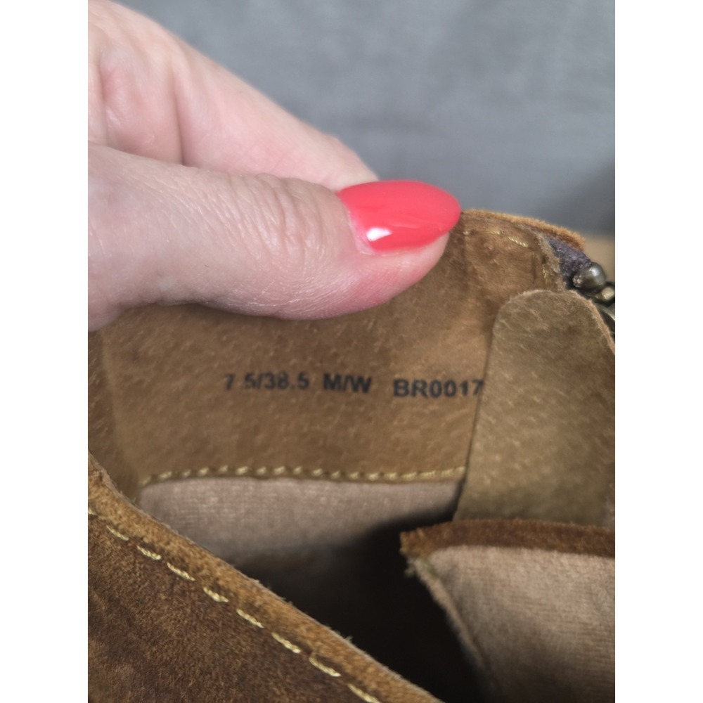 Born Taran Boots Women's Size 7.5 Brown Distressed Suede Leather Ankle Booties - Picture 5 of 13